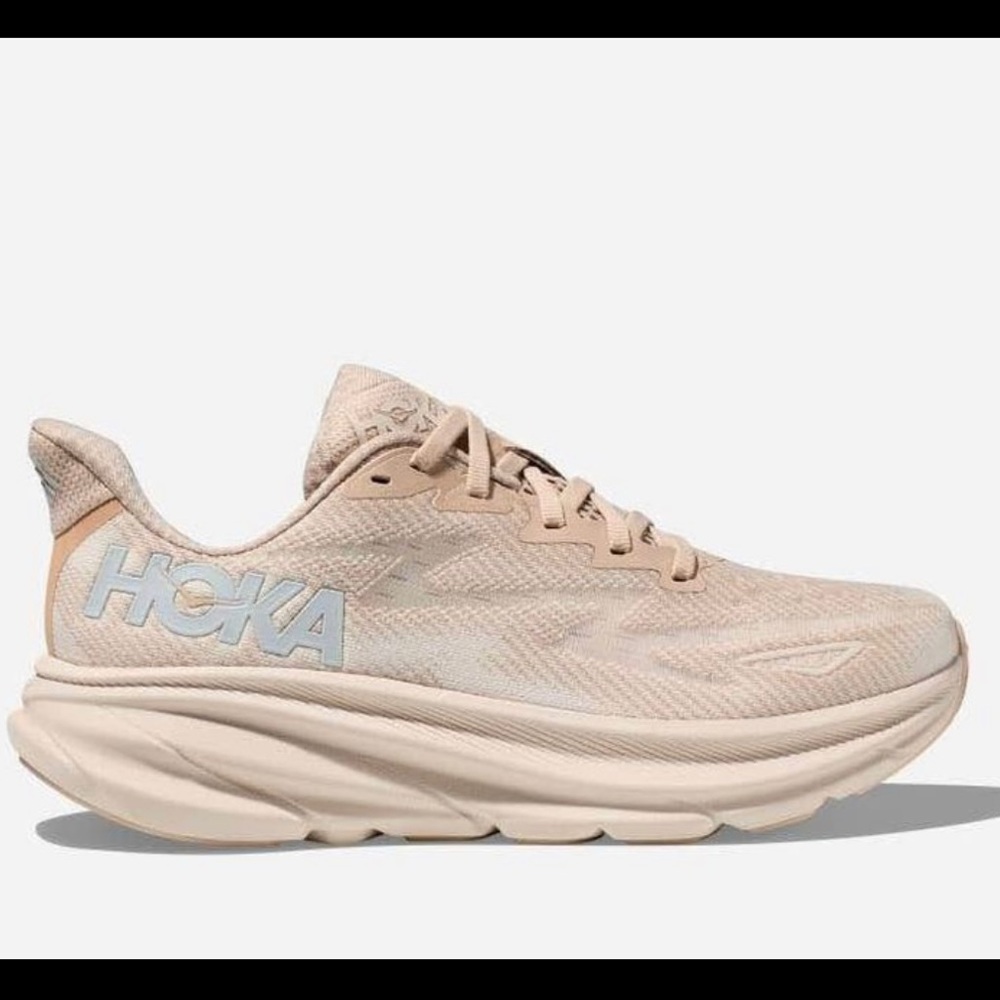 Hoka Clifton 9